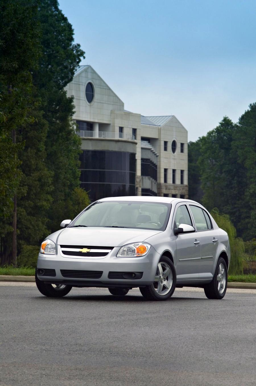  Chevrolet Cobalt 2005 года  (фото 24 из 60)